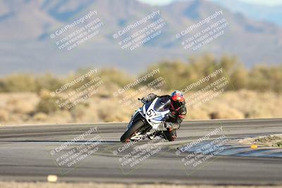 media/Dec-07-2025-CVMA (Sun) [[3e7d2de5dc]]/Race 18-Formula Twins-Formula 40 UL/